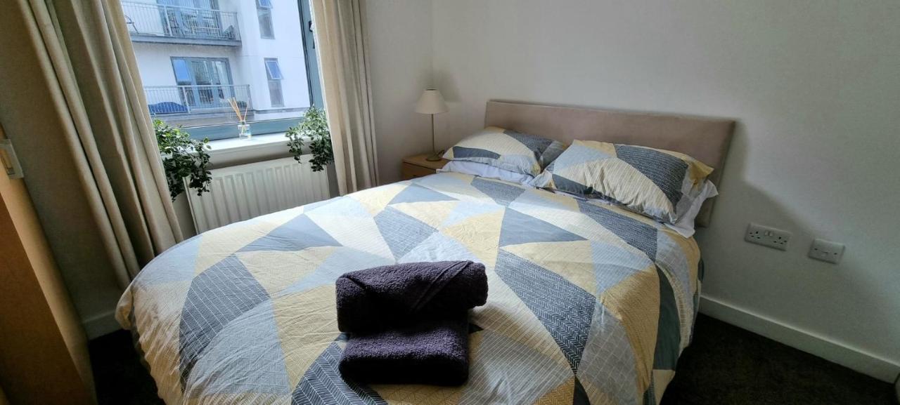 360 Serviced Accommodations - Colchester Marine Quay - 1 Double Bedroom Apartment מראה חיצוני תמונה