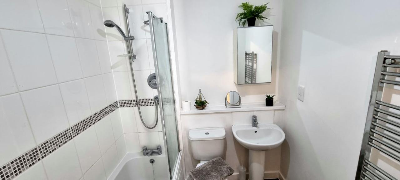 360 Serviced Accommodations - Colchester Marine Quay - 1 Double Bedroom Apartment מראה חיצוני תמונה