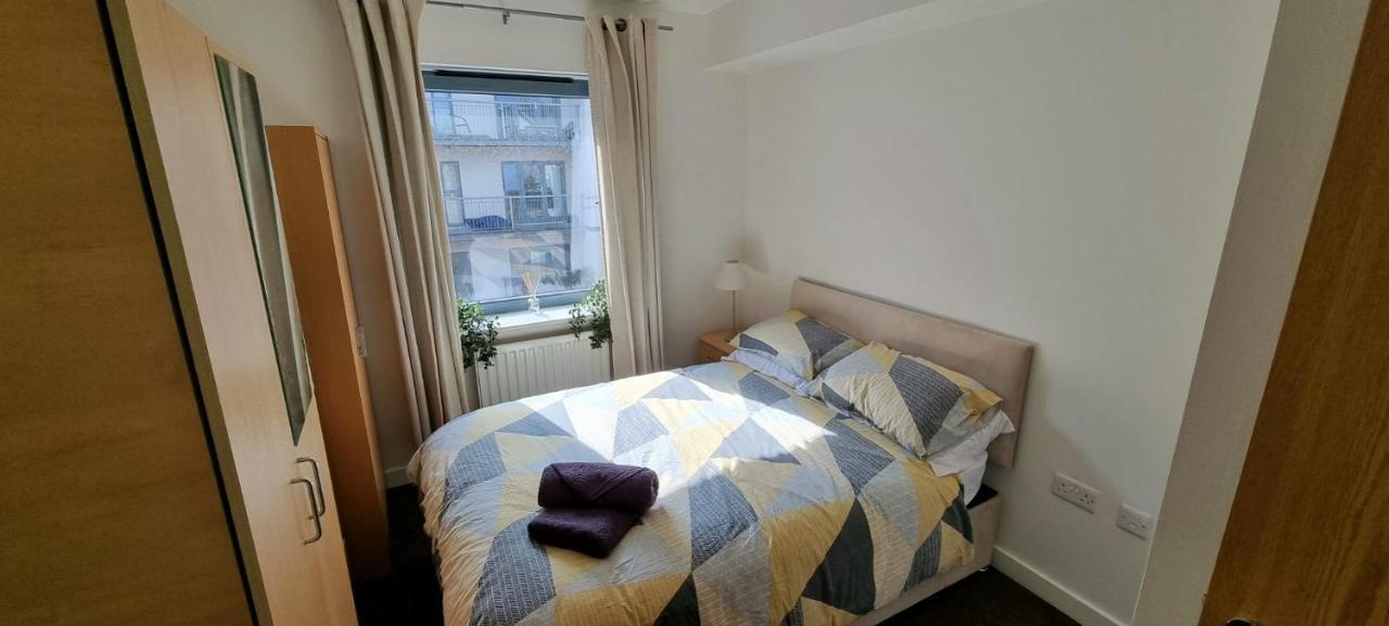 360 Serviced Accommodations - Colchester Marine Quay - 1 Double Bedroom Apartment מראה חיצוני תמונה