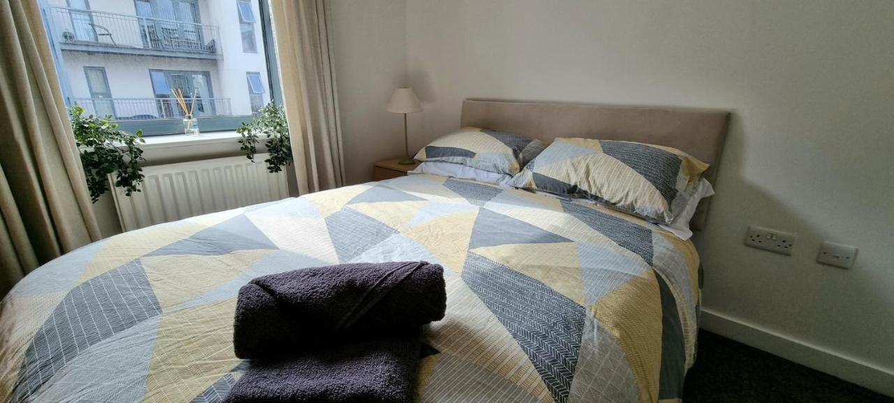 360 Serviced Accommodations - Colchester Marine Quay - 1 Double Bedroom Apartment מראה חיצוני תמונה